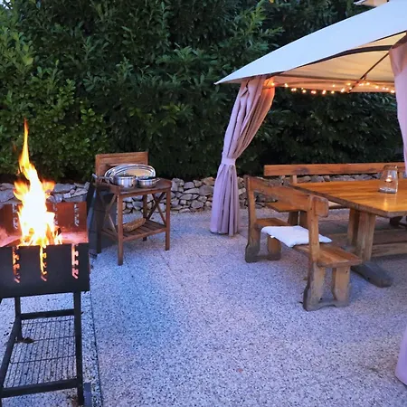In Okrug Gornji Mit Schoenem Pool Und Meerblick By Interhome Holiday home