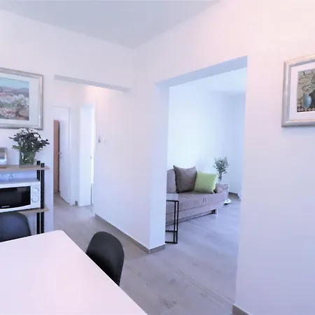 In Okrug Gornji Mit Schoenem Pool Und Meerblick By Interhome Holiday home Trogir