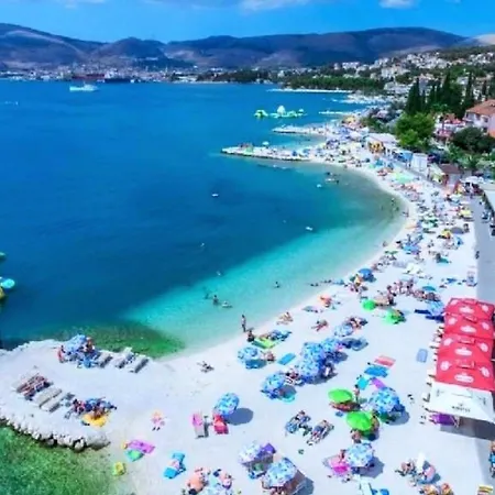 In Okrug Gornji Mit Schoenem Pool Und Meerblick By Interhome Holiday home
