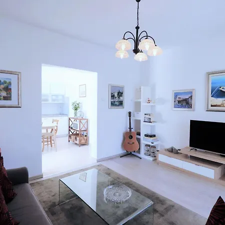 In Okrug Gornji Mit Schoenem Pool Und Meerblick By Interhome Holiday home
