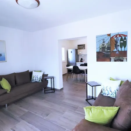 In Okrug Gornji Mit Schoenem Pool Und Meerblick By Interhome *